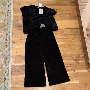 See and Be Seen Black Velvet Top